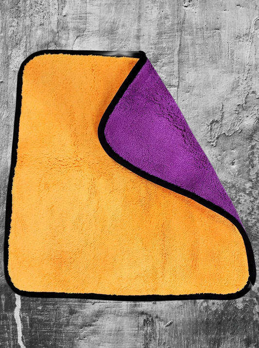 800 GSM MICROFIBER TOWEL